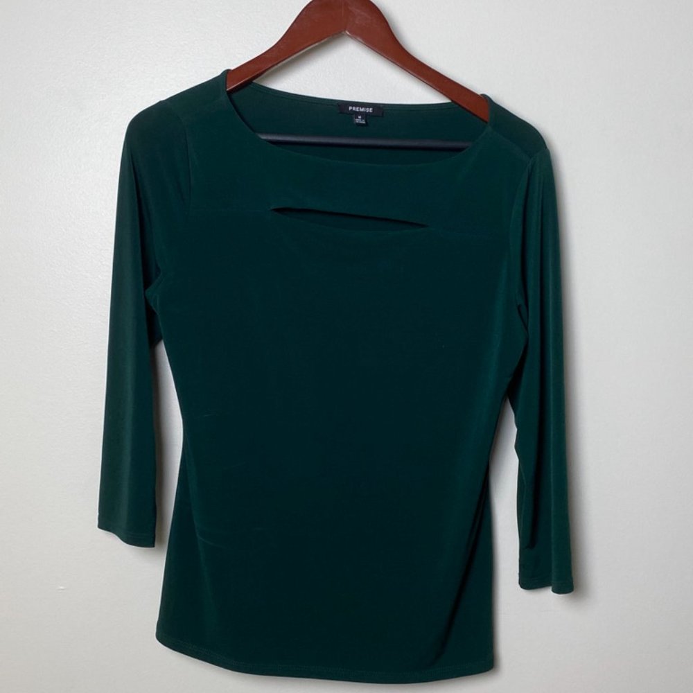 Premise green cutout fitted top size M